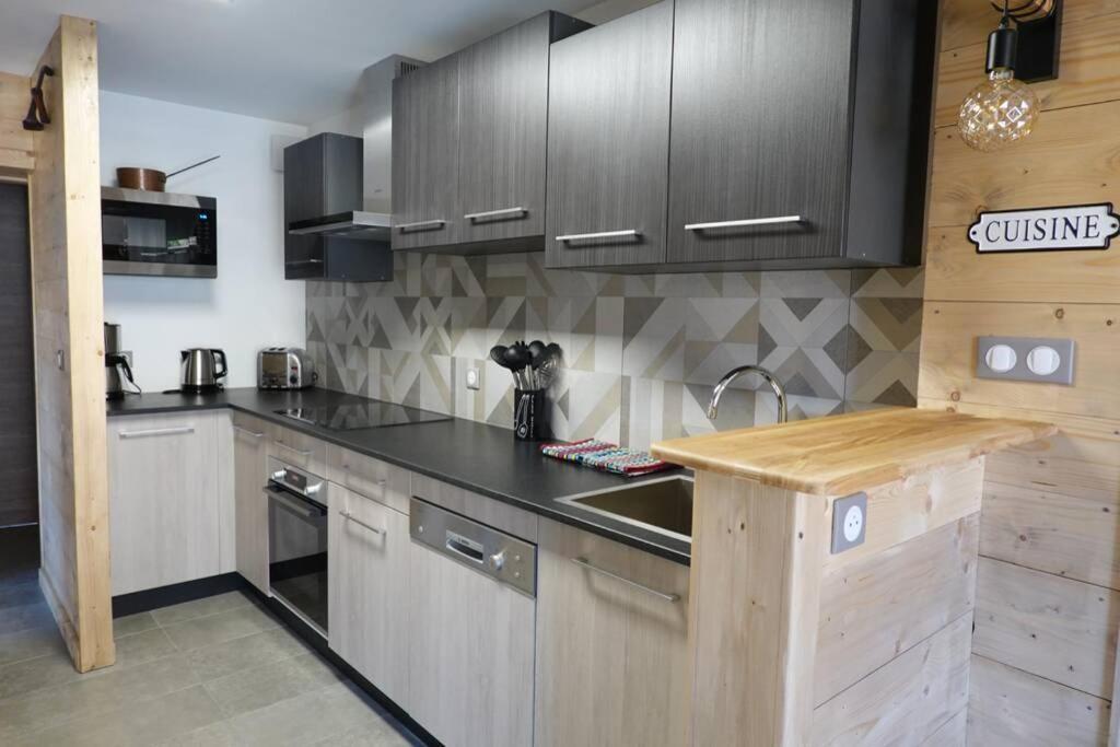 Les Balcons Montagnards Apartment Ax-les-Thermes Bagian luar foto